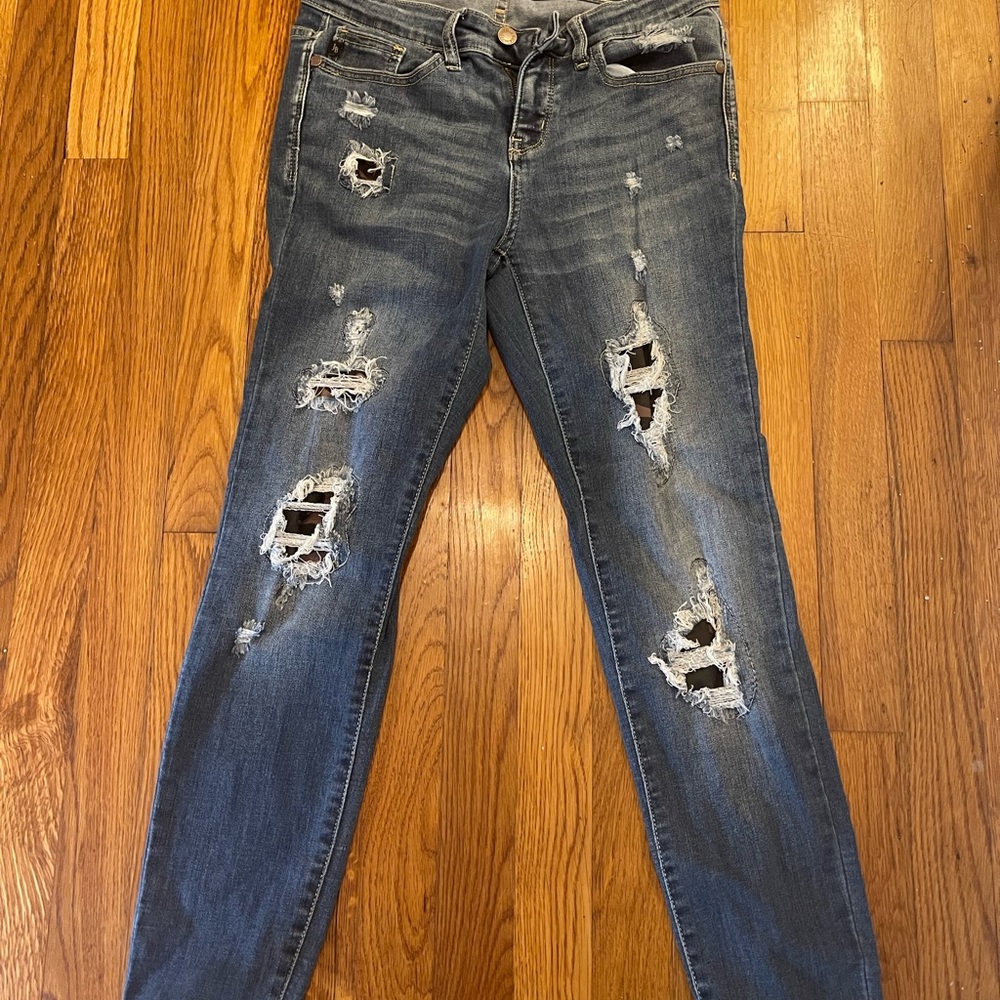 Judy blue distressed skinny jeans